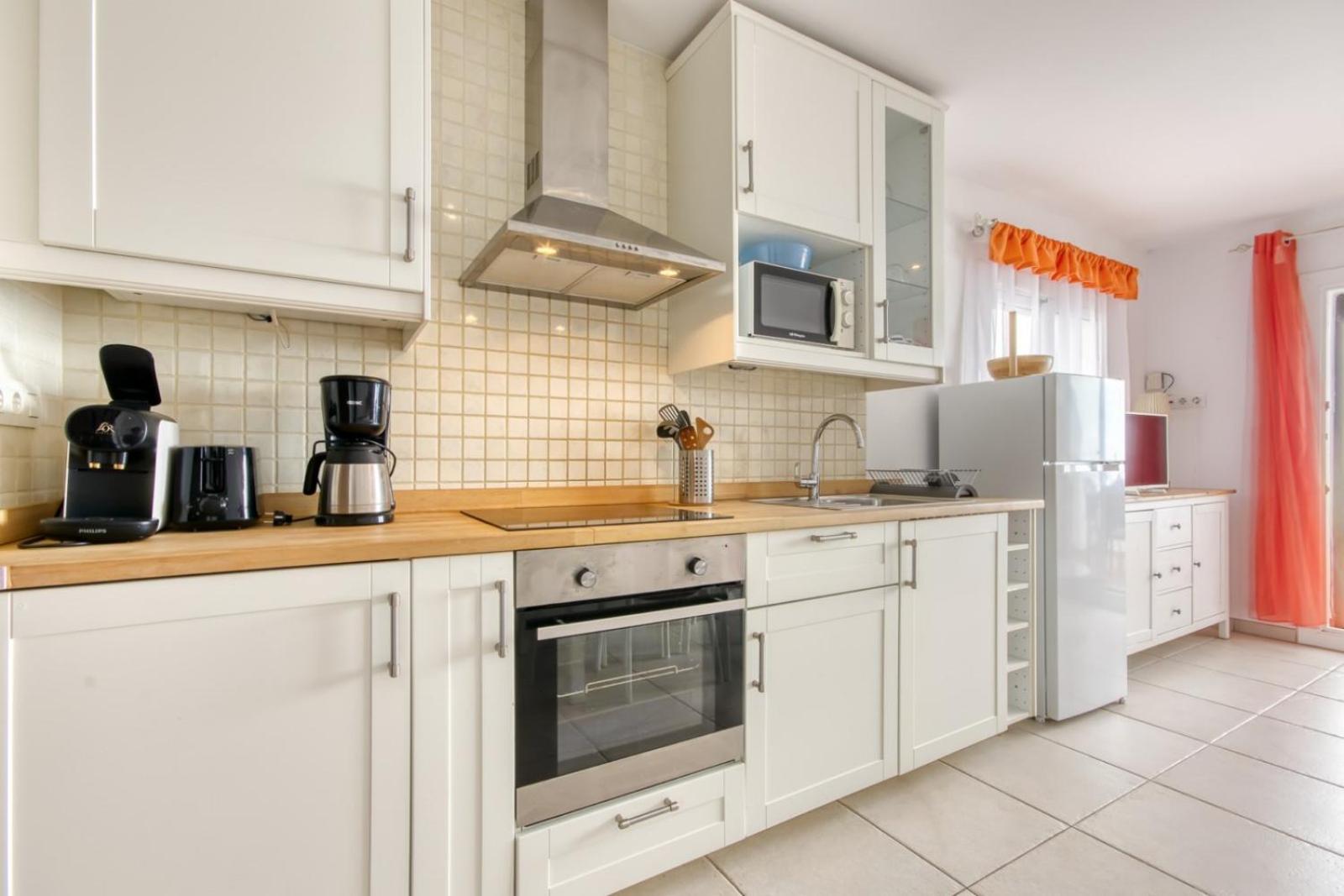 Buraux Iii Holiday home *