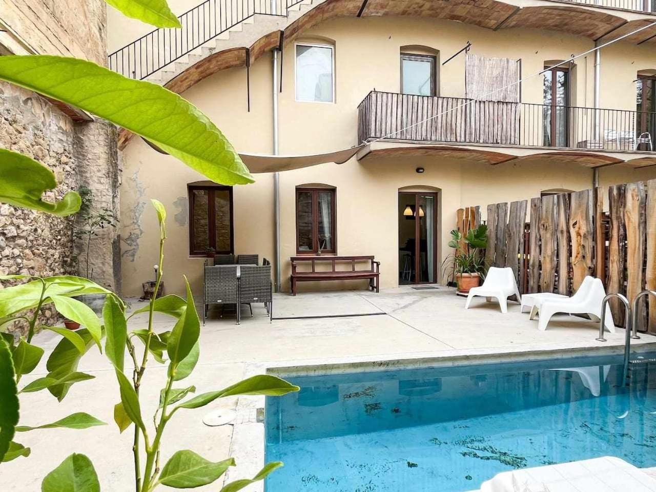 Aptw Pool In Heart Of Old Town