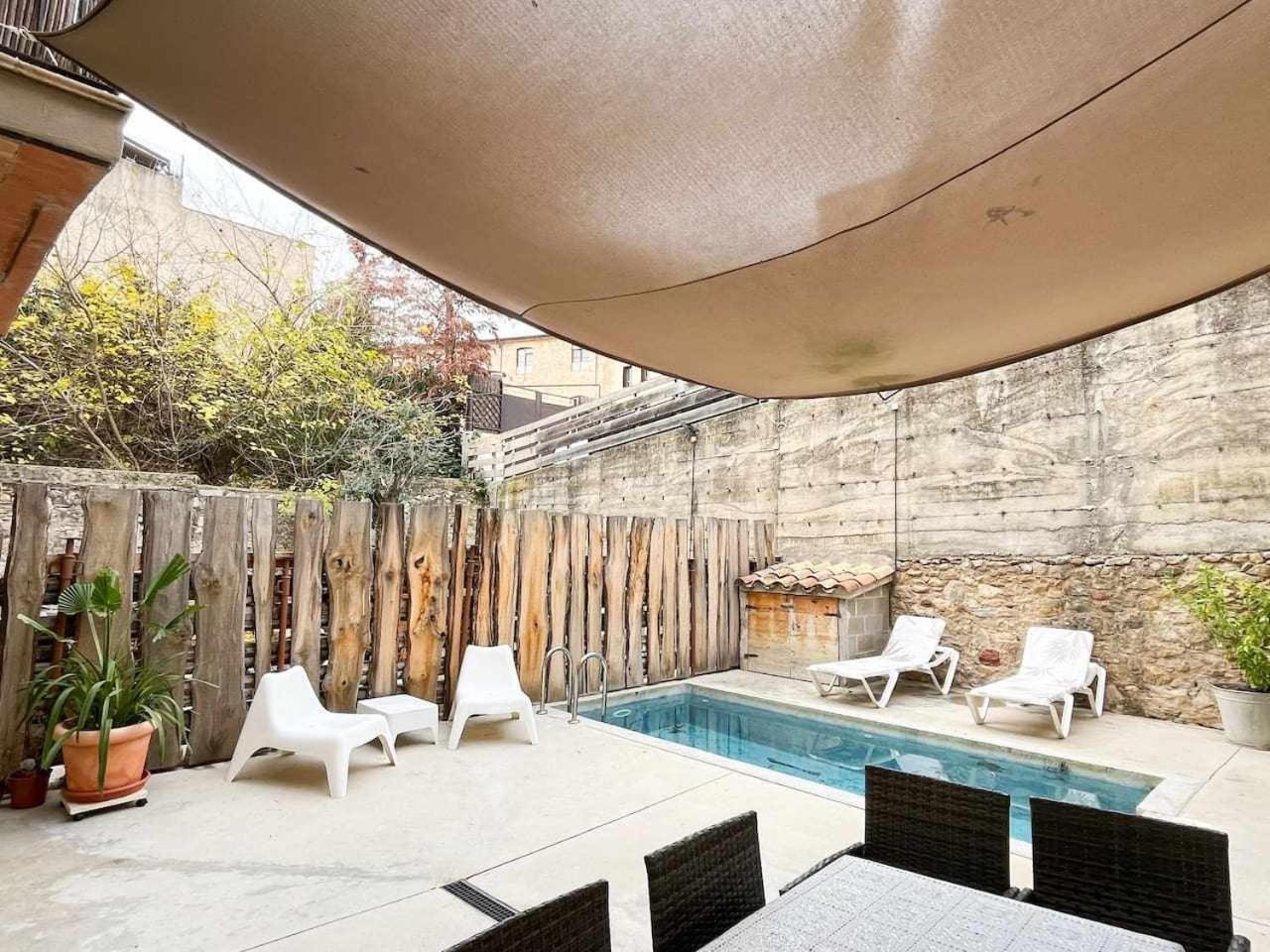 Aptw Pool In Heart Of Old Town Apartment Girona