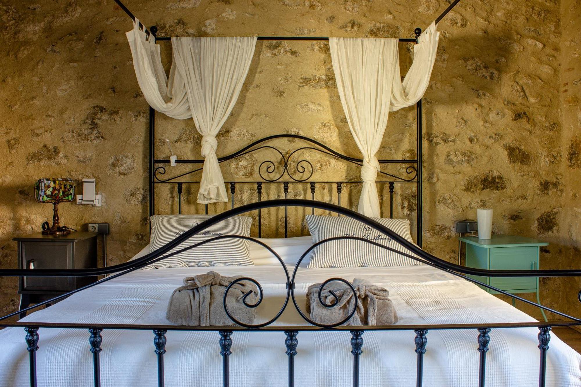 As Palau Dels Alemanys Boutique Monument Aparthotel