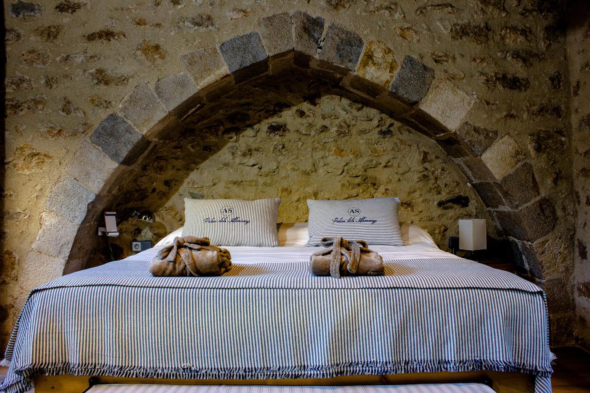 As Palau Dels Alemanys Boutique Monument Aparthotel
