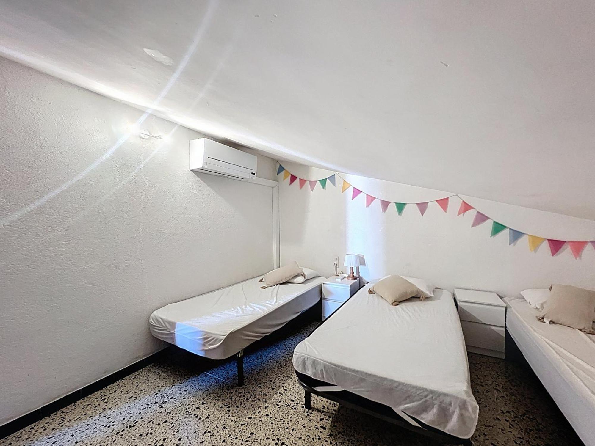 Peni 168a - Belle Maison Avec Piscine Сasa de vacaciones *