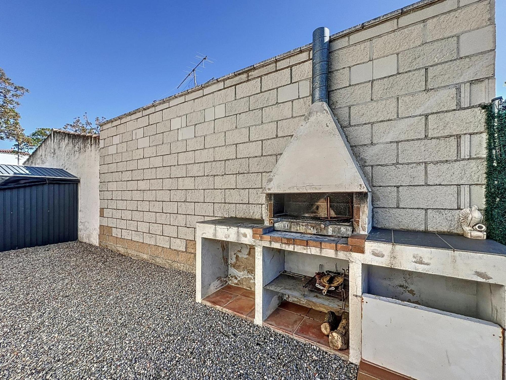 Сasa de vacaciones Peni 168a - Belle Maison Avec Piscine Ampuriabrava