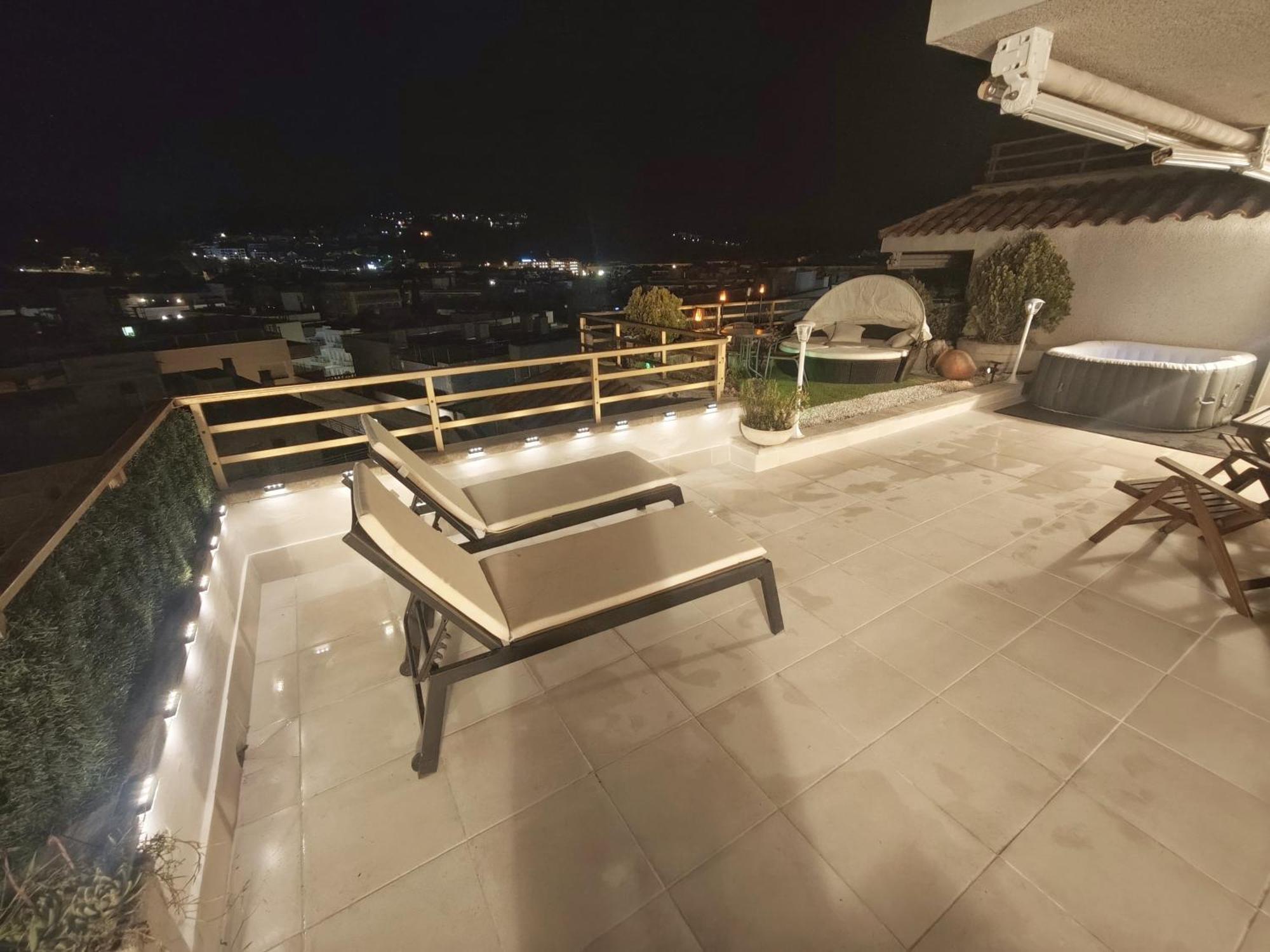Luna With Jacuzzi, 5mins Walking To The Beach, Sea And Castle View Big Terrace Apartamento *