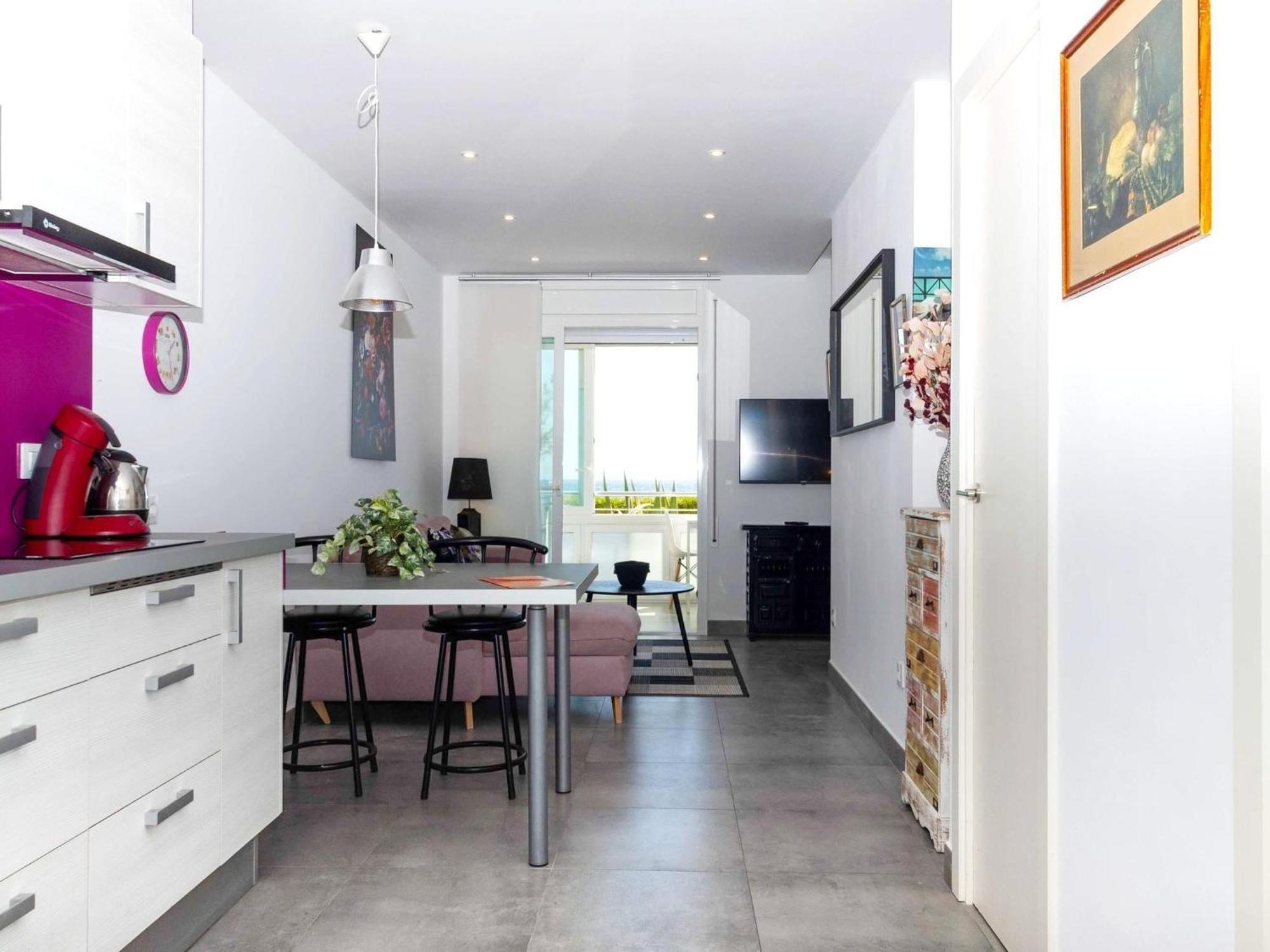 Beautiful 2-bedroom For 5 People *