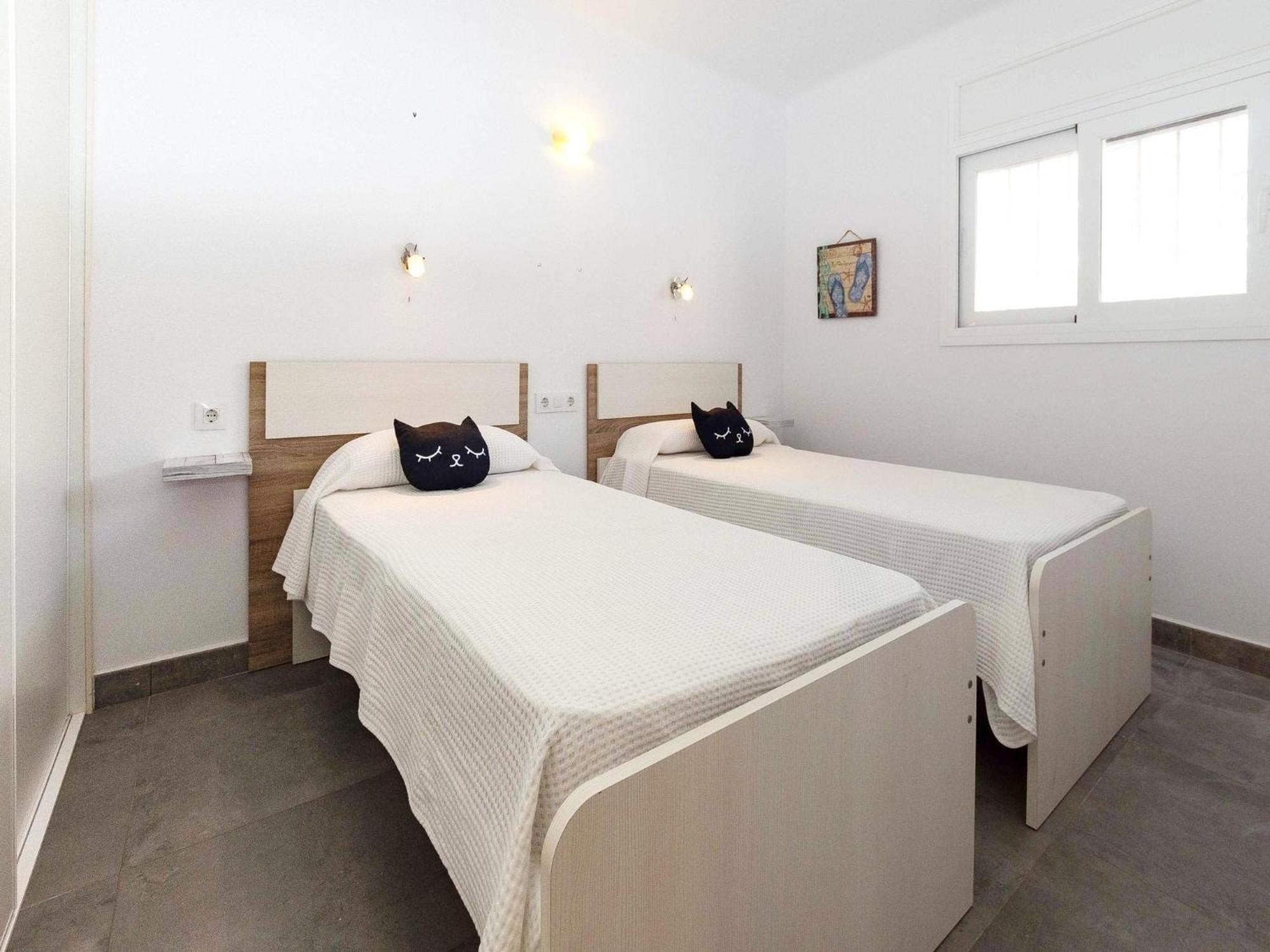 Beautiful 2-bedroom For 5 People Rosas