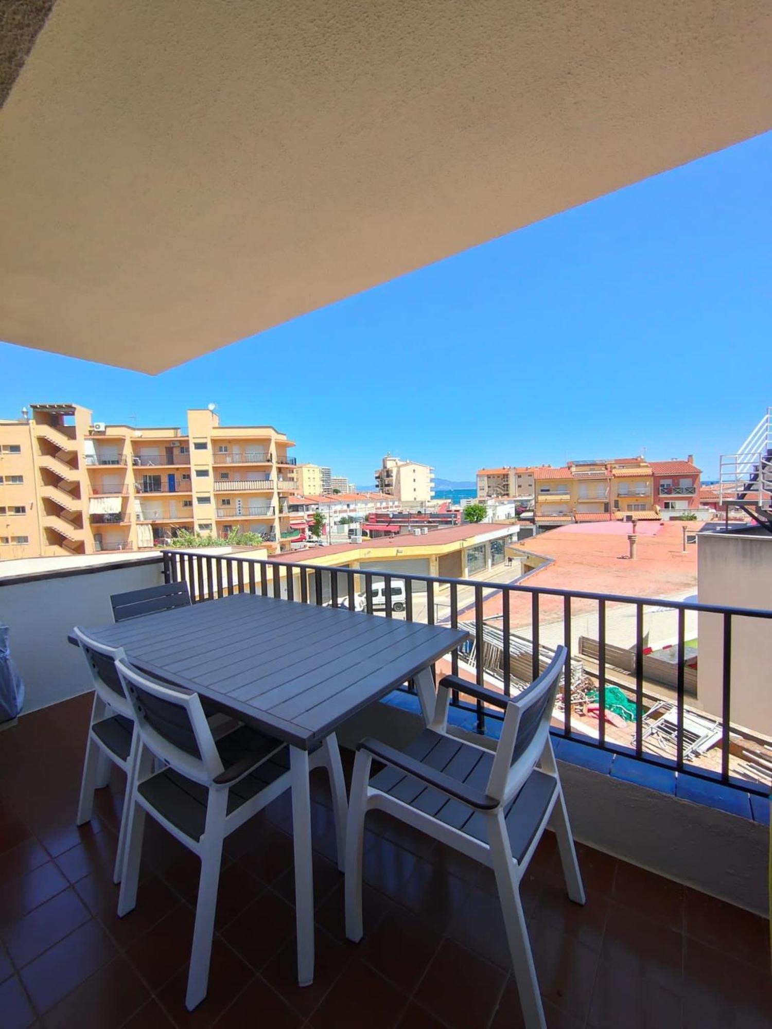 A 100 Mts De La Playa, Wifi Apartment L'Escala