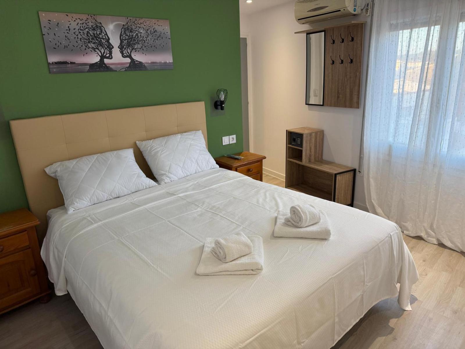 Hotel Nou Roser *