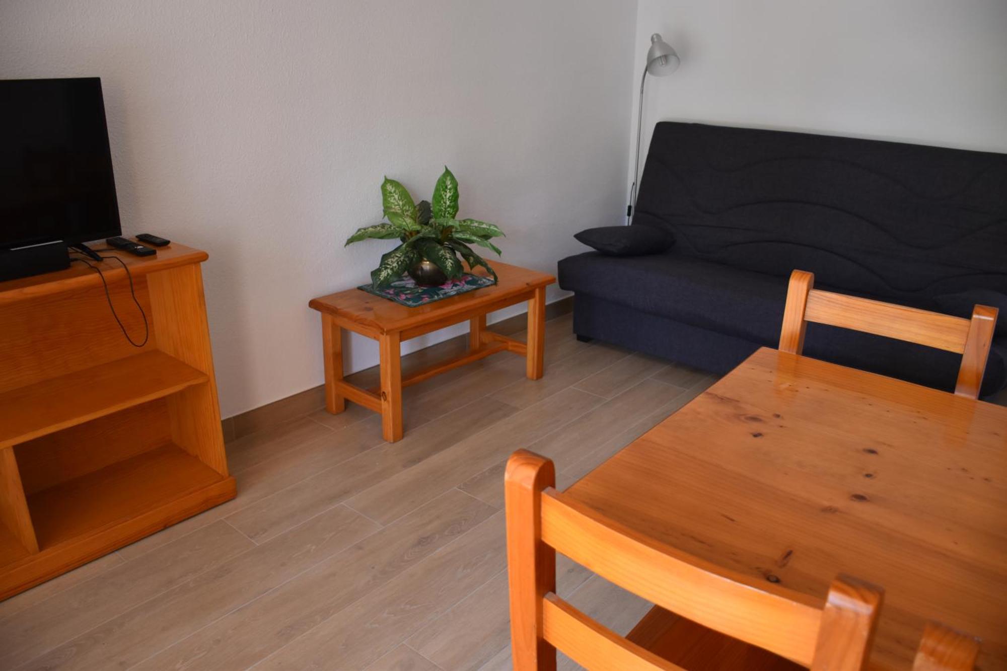 Les Palmeres Apartment