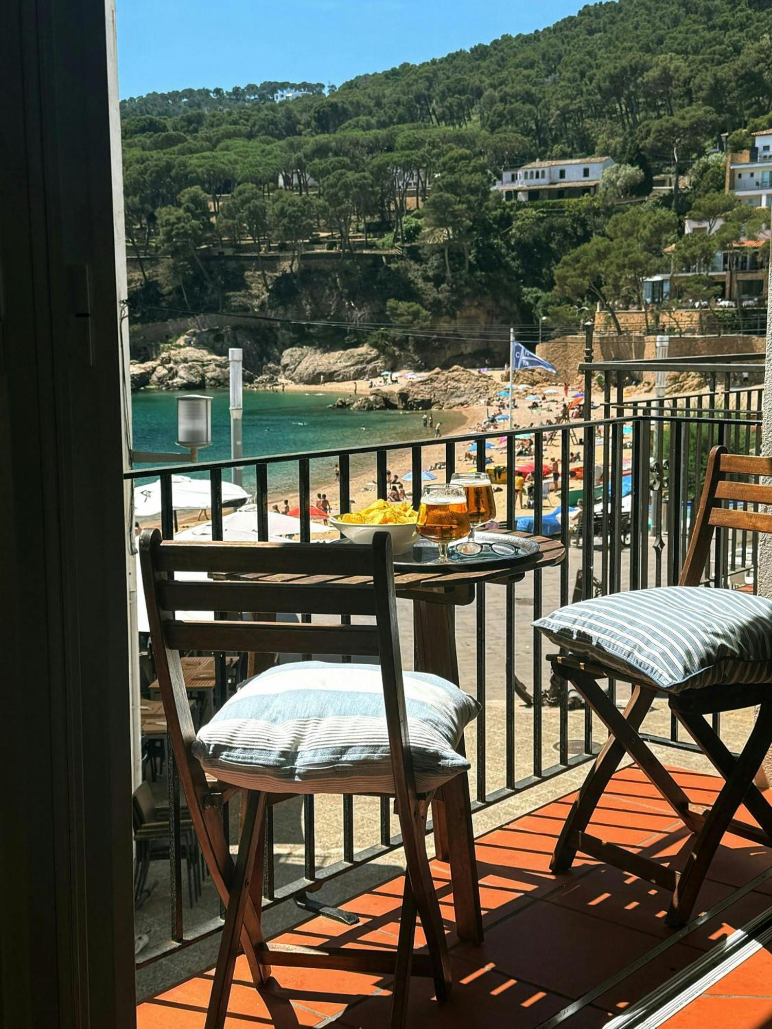 1: Beachfront Wifi Up To 6 Ppl Apartamento