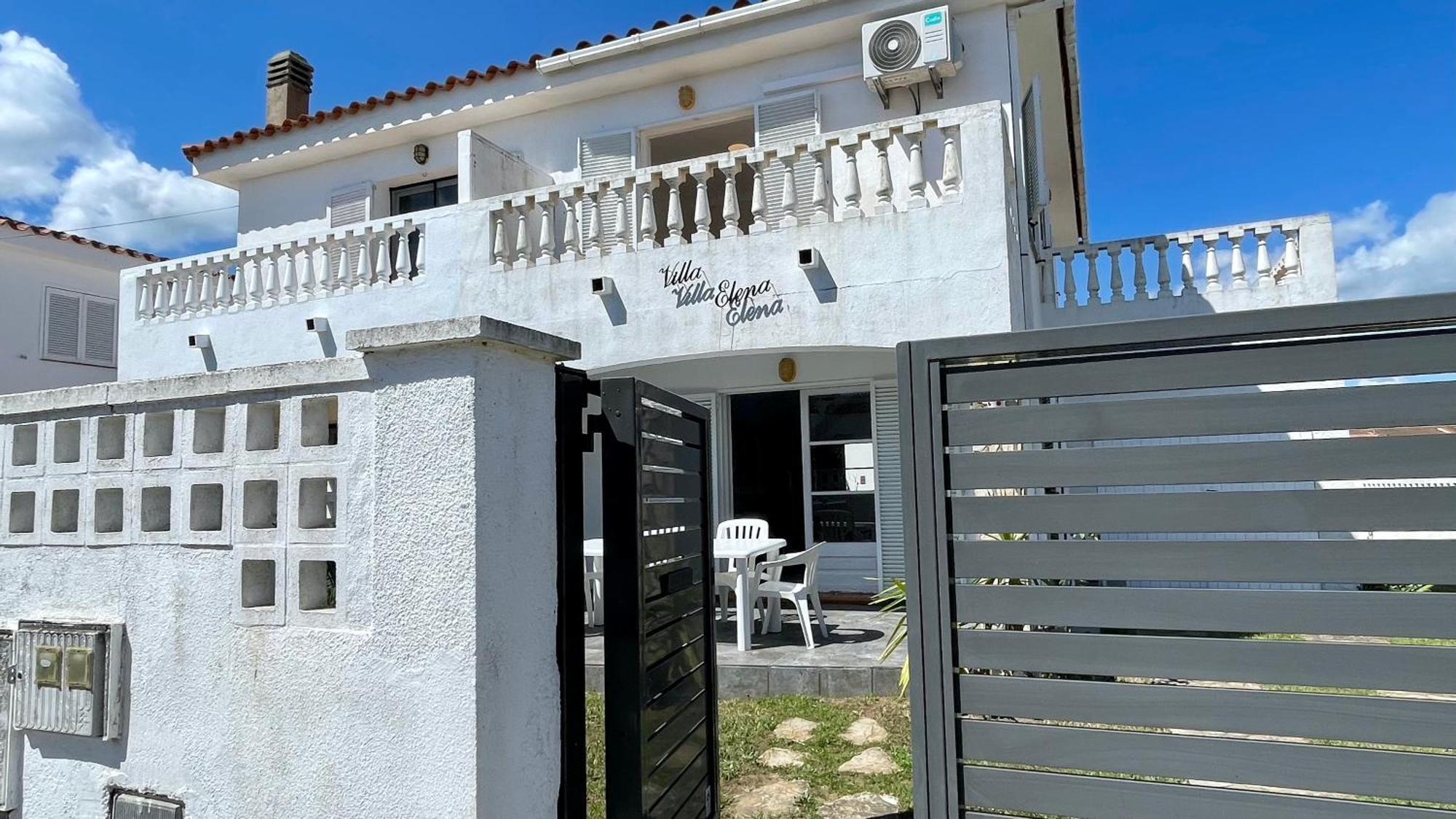 Сasa de vacaciones La Vinya 02