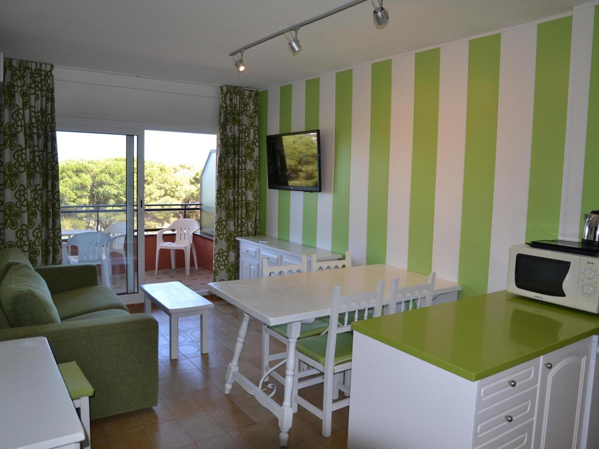 Pineda 42 - L'estartit, Center - Es-323-38 Apartment L'Estartit