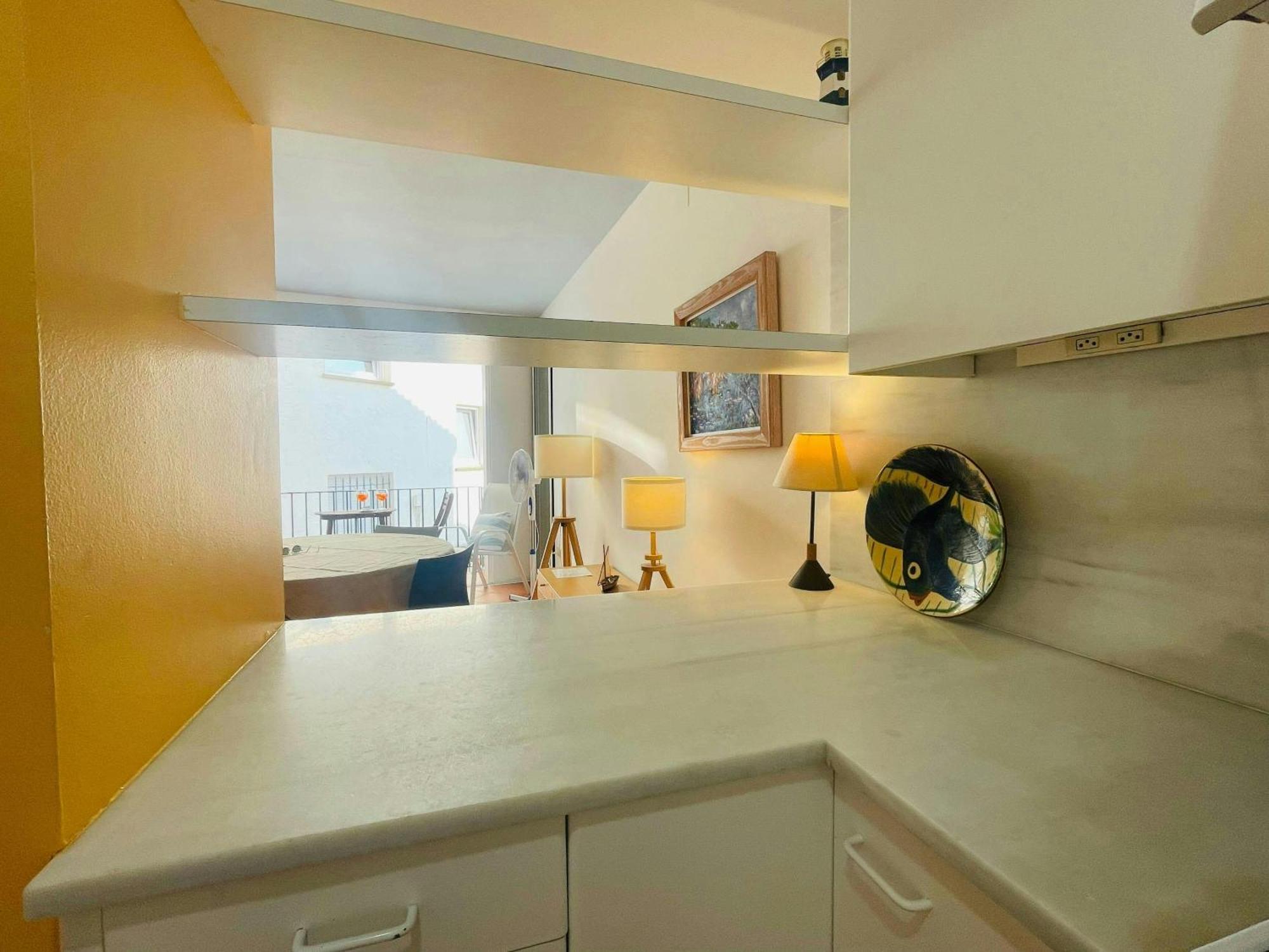 1: Beachfront Wifi Up To 6 Ppl Apartamento Tamariu