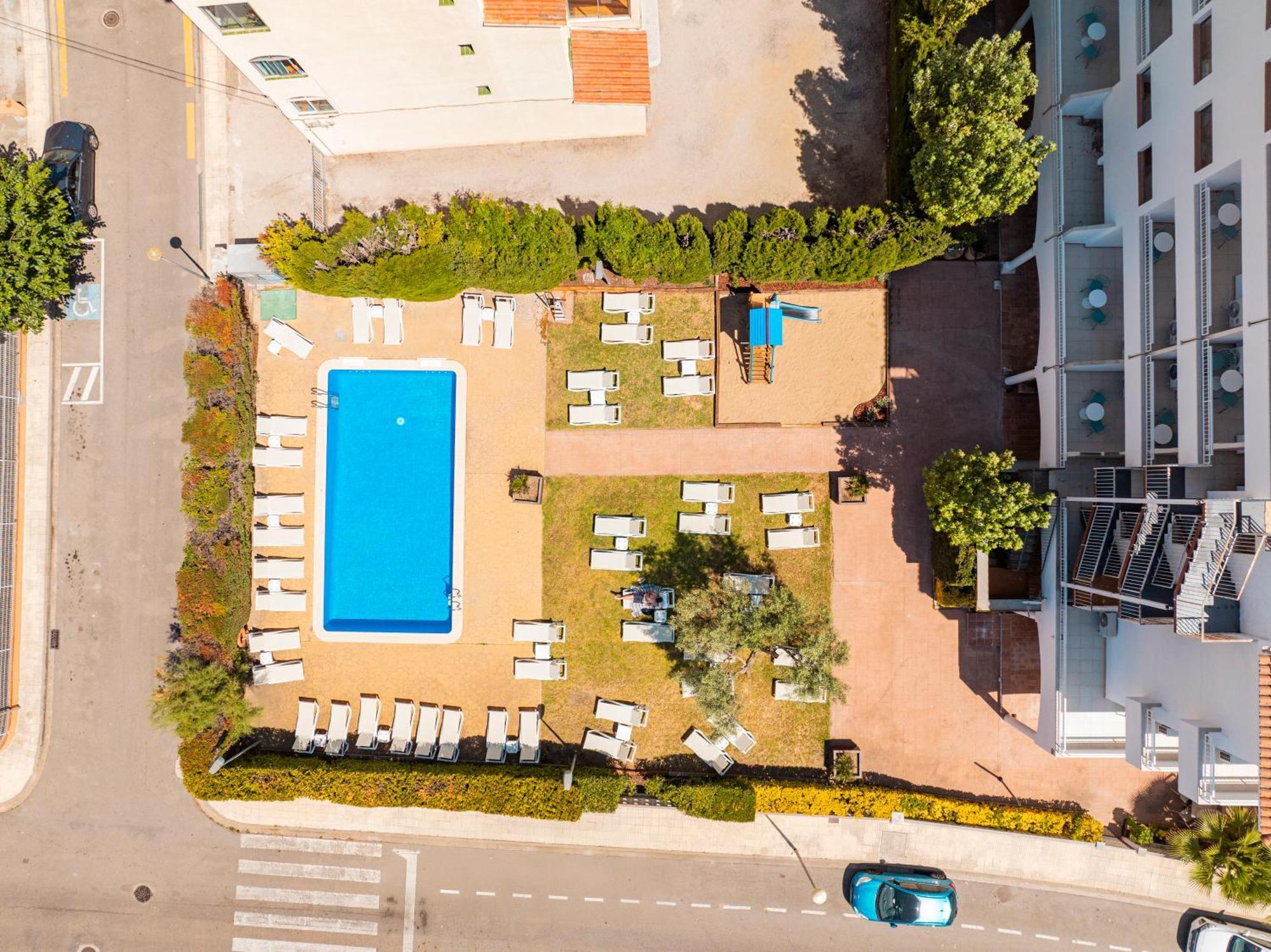 Hotel Bay 2*