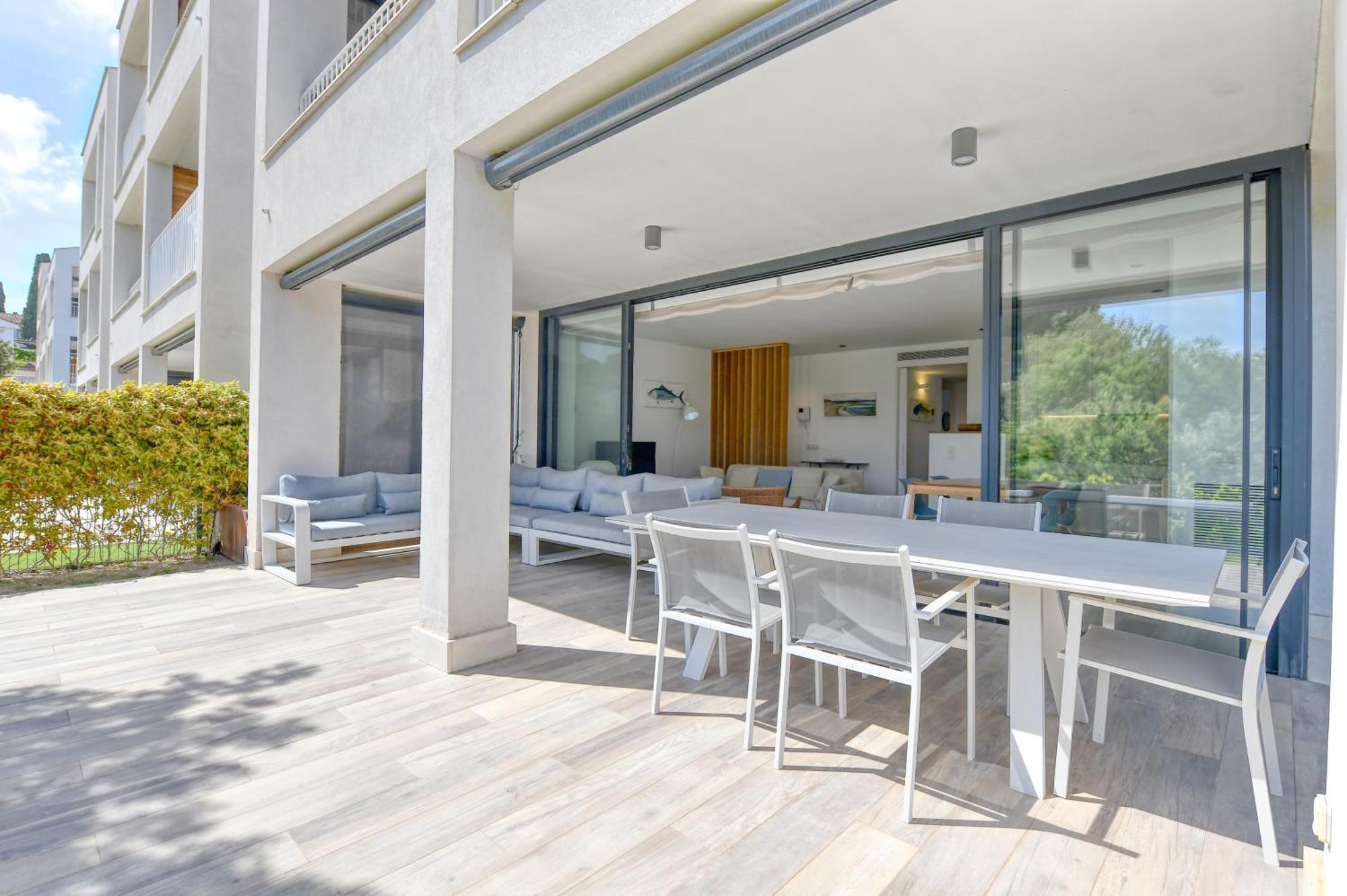 Luxury Apartments, Illa Blanca, Calella Apartamento