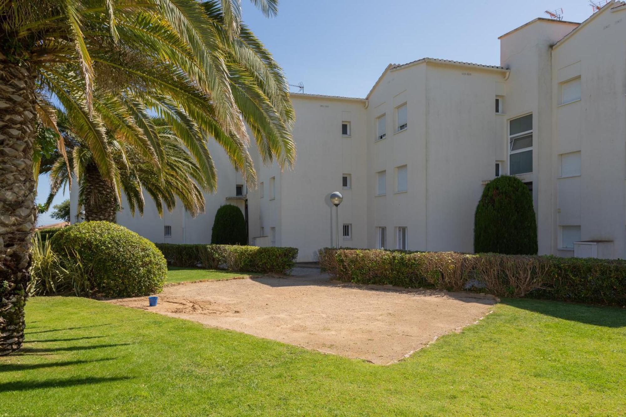 Apartamento Amb Piscina I Aparcament - Baixos Amb Jardinet Calella De Palafrugell