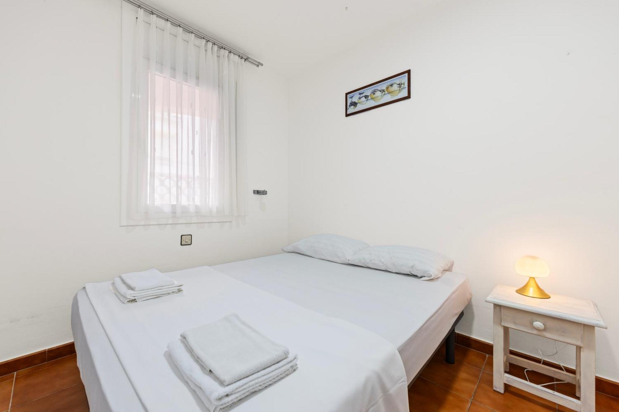 Apartment Con Piscina Y Terraza Cerca Del Mar *