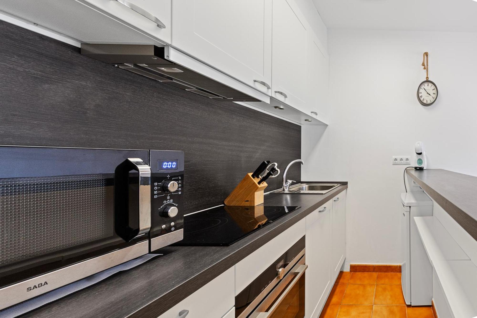 Apartment Con Piscina Y Terraza Cerca Del Mar