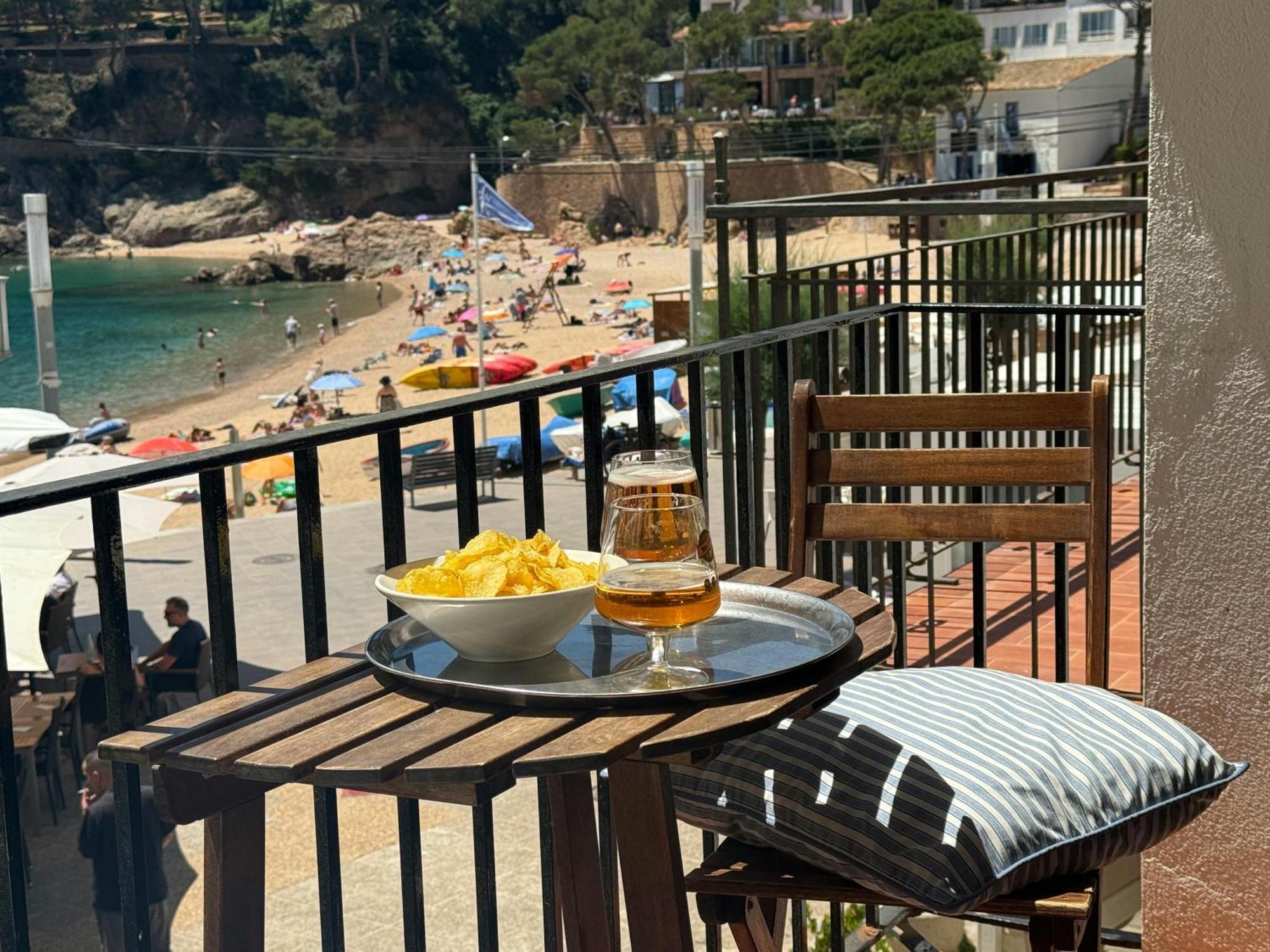 1: Beachfront Wifi Up To 6 Ppl Apartamento