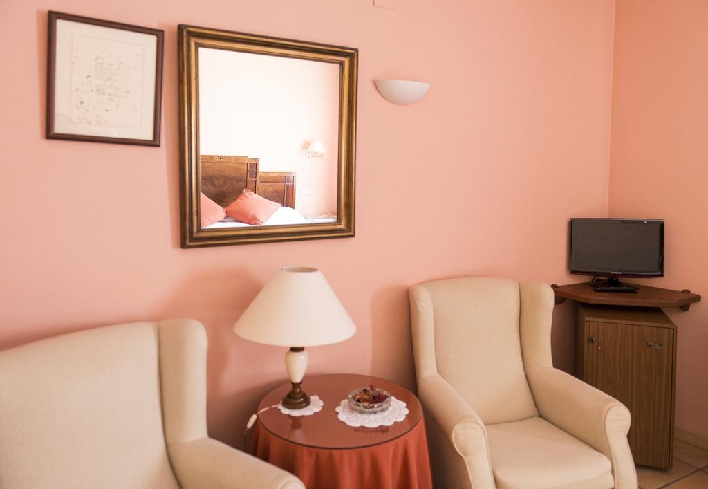 Hotel Ceret 3*