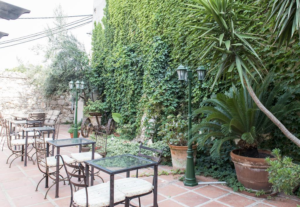 Hotel Ceret 3*