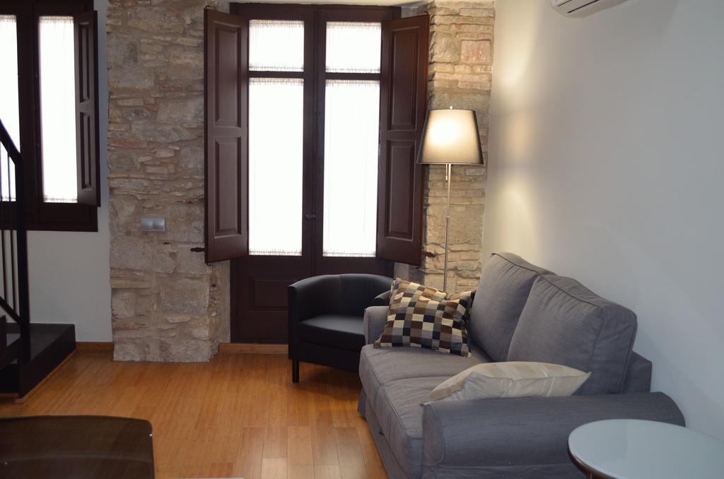 Girona Housing Ginesta 9 *
