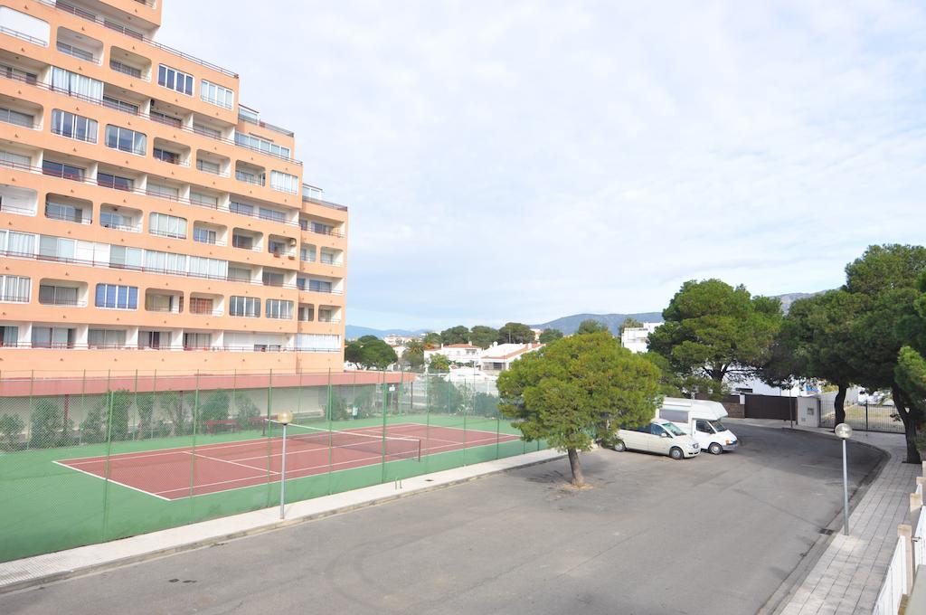 Apartment Limit Rent Costabrava