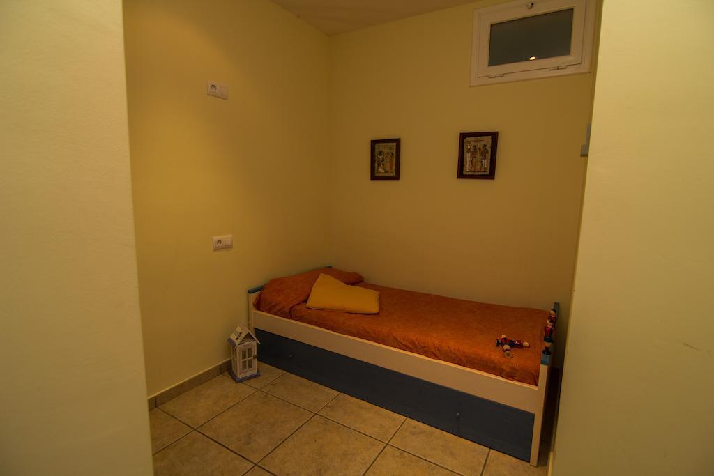 Apartamento Agi Rodas