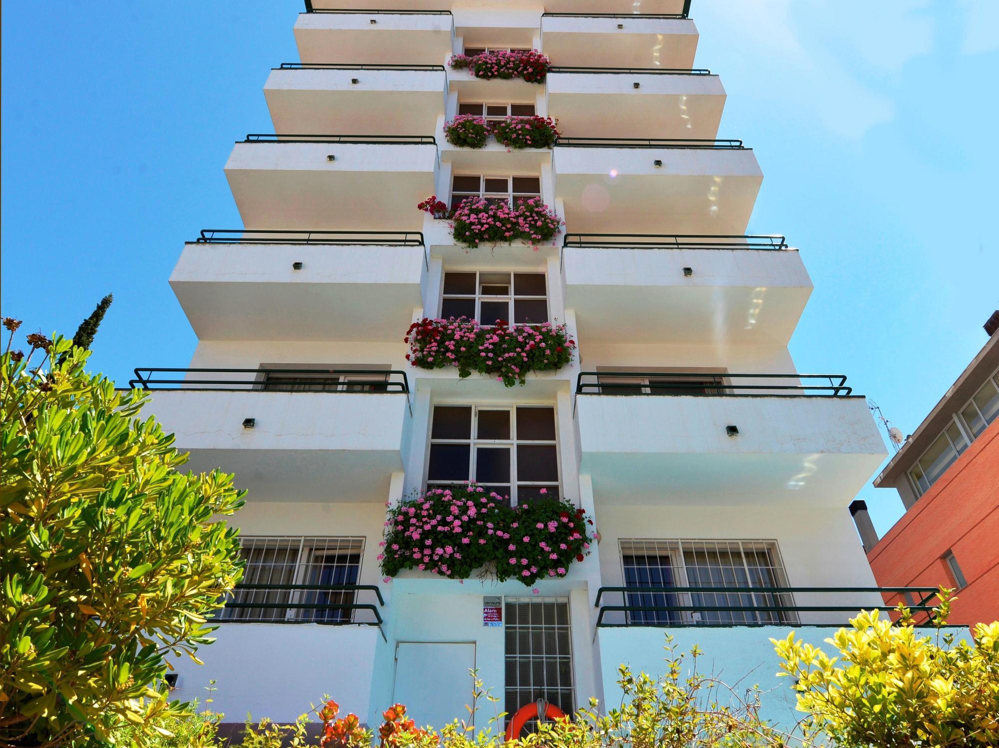 Magnolia Pensión Lloret de Mar