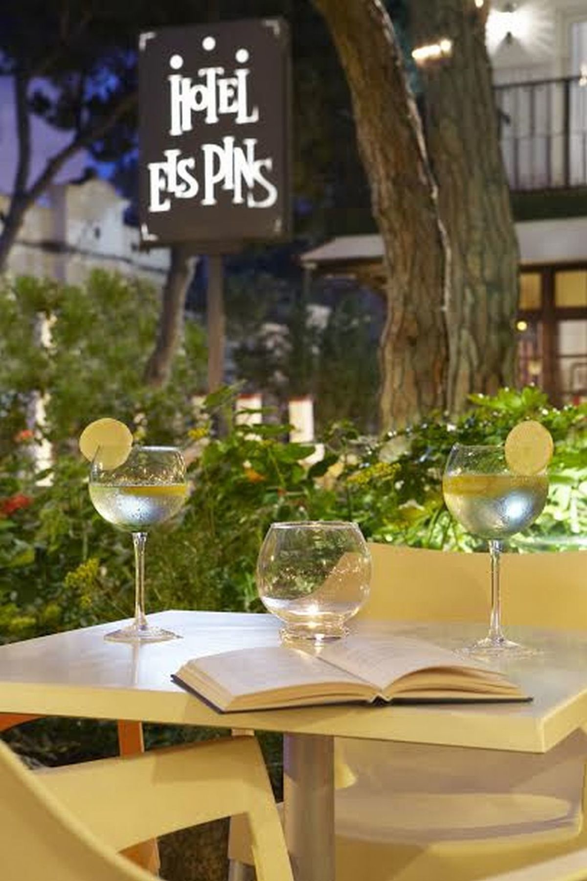 Els Pins Hotel