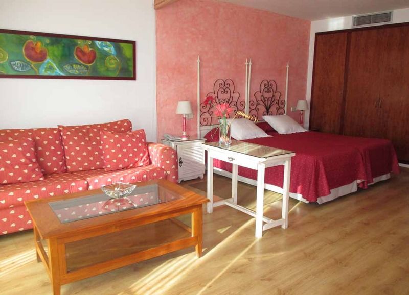 Rosa 3* Begur