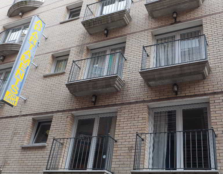 Santi Apartment *