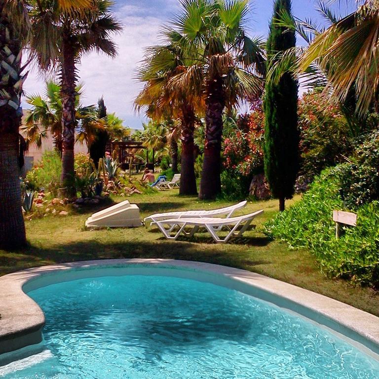 Apartahotel L' Escala Resort 3*