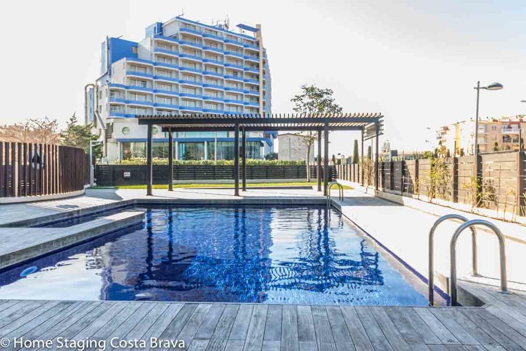 Apartamento Empurialola -precioso Apartamento Vistas Mar Y Piscina En Empuriabrava- 133 *