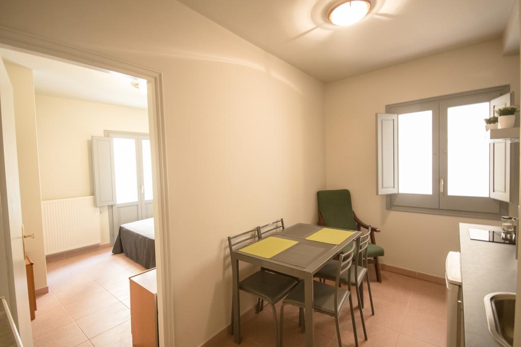 Center Plaza * Figueres (Girona)