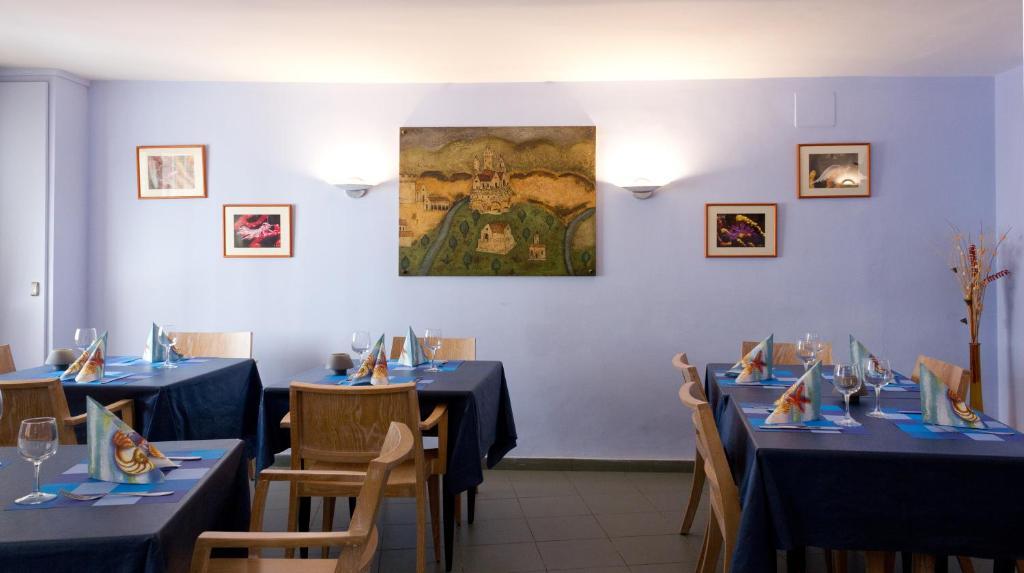 Es Furió Hotel 2*
