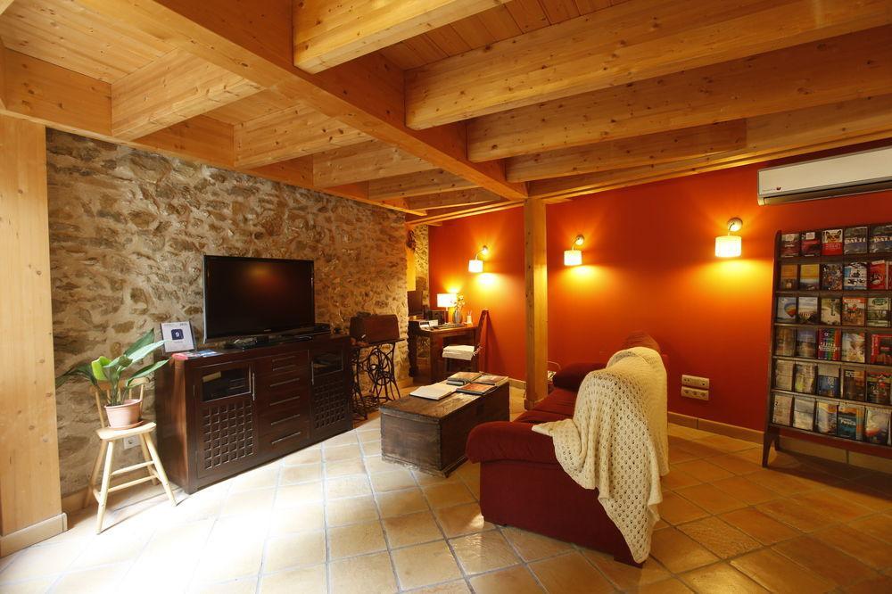 Boutique Niu De Sol - Designed For Adults Palau Saverdera
