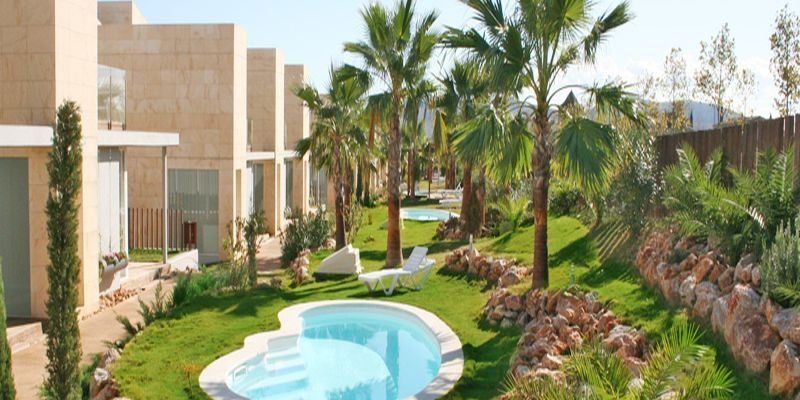 L' Escala Resort 3*