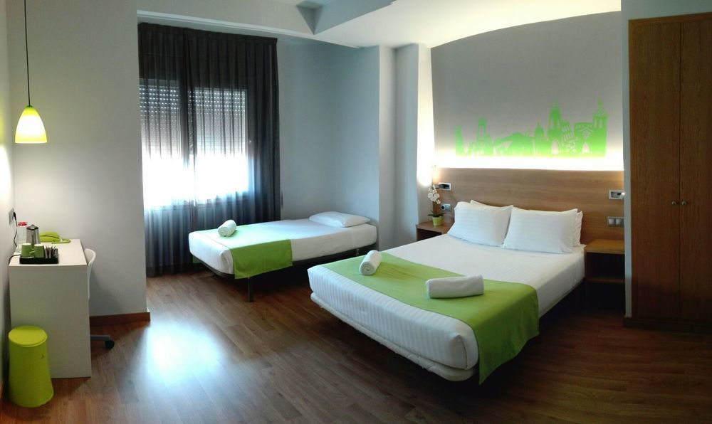 Bypillow Erba 2* Girona