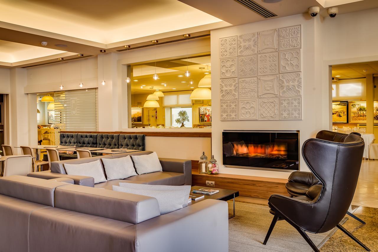 Pirineos By Pierre & Figueres (Girona)