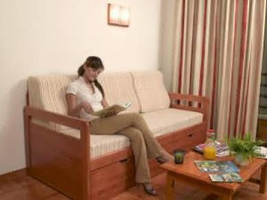 Almirall Apartment *