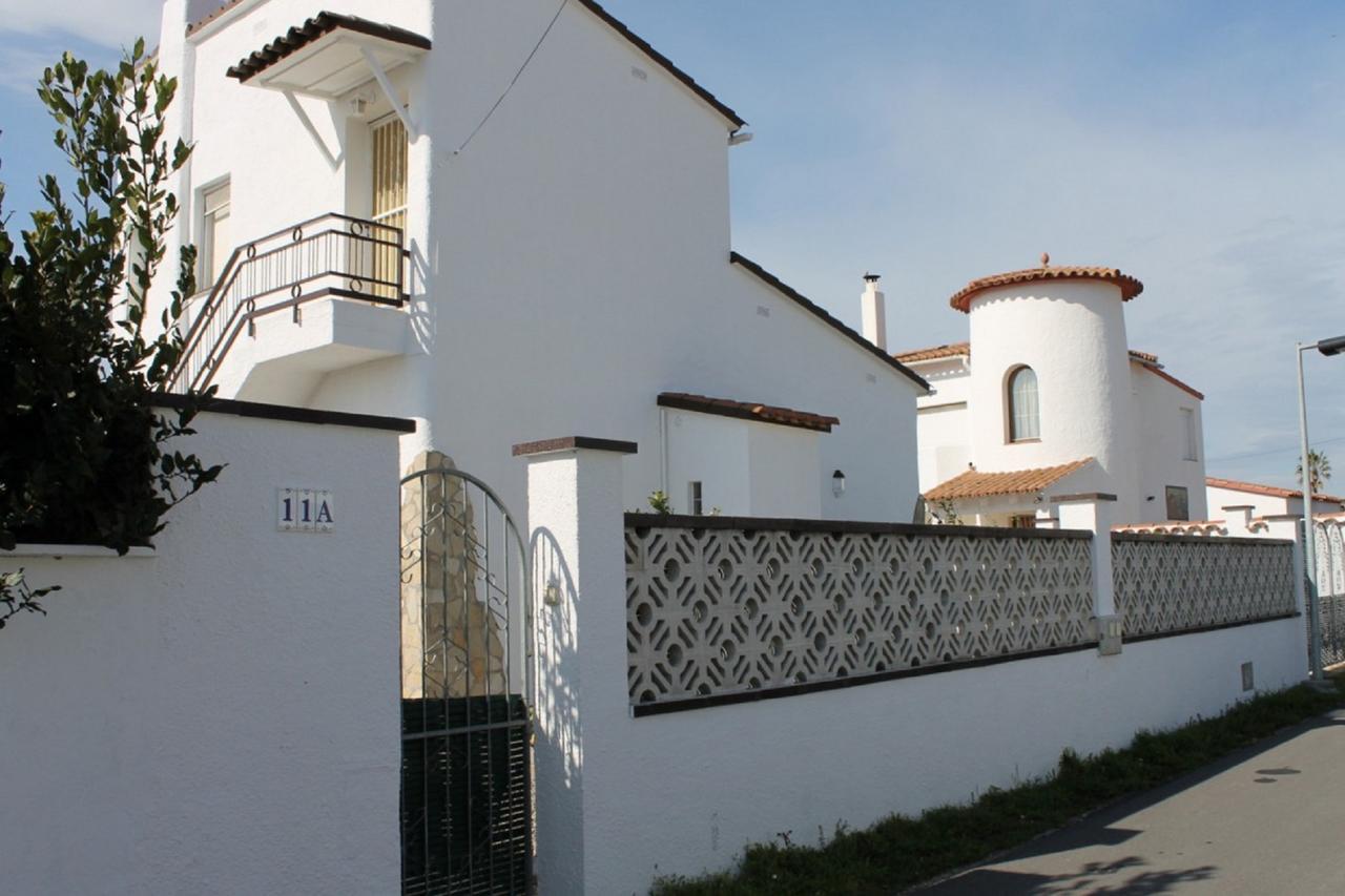 Goldhome - Montseny 11 - Private Heated Pool Villa *