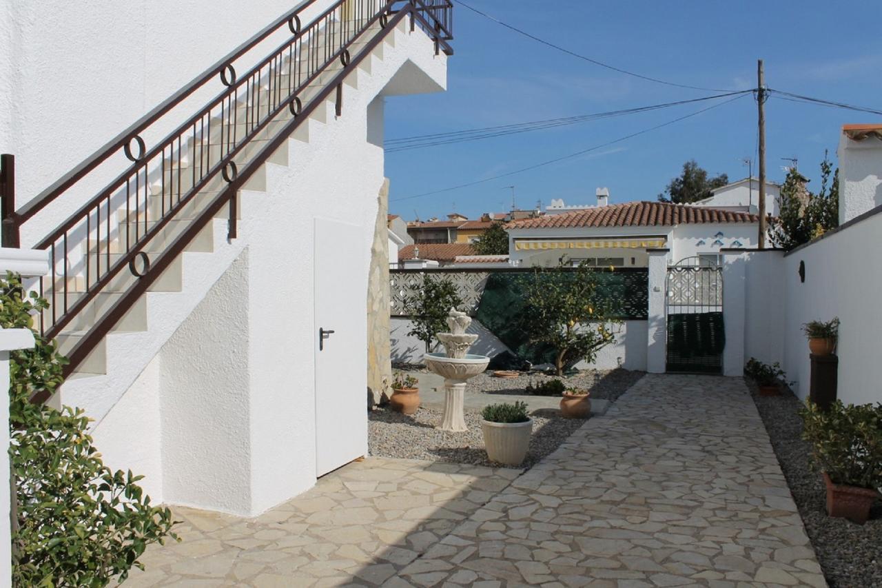 Villa Goldhome - Montseny 11 - Private Heated Pool