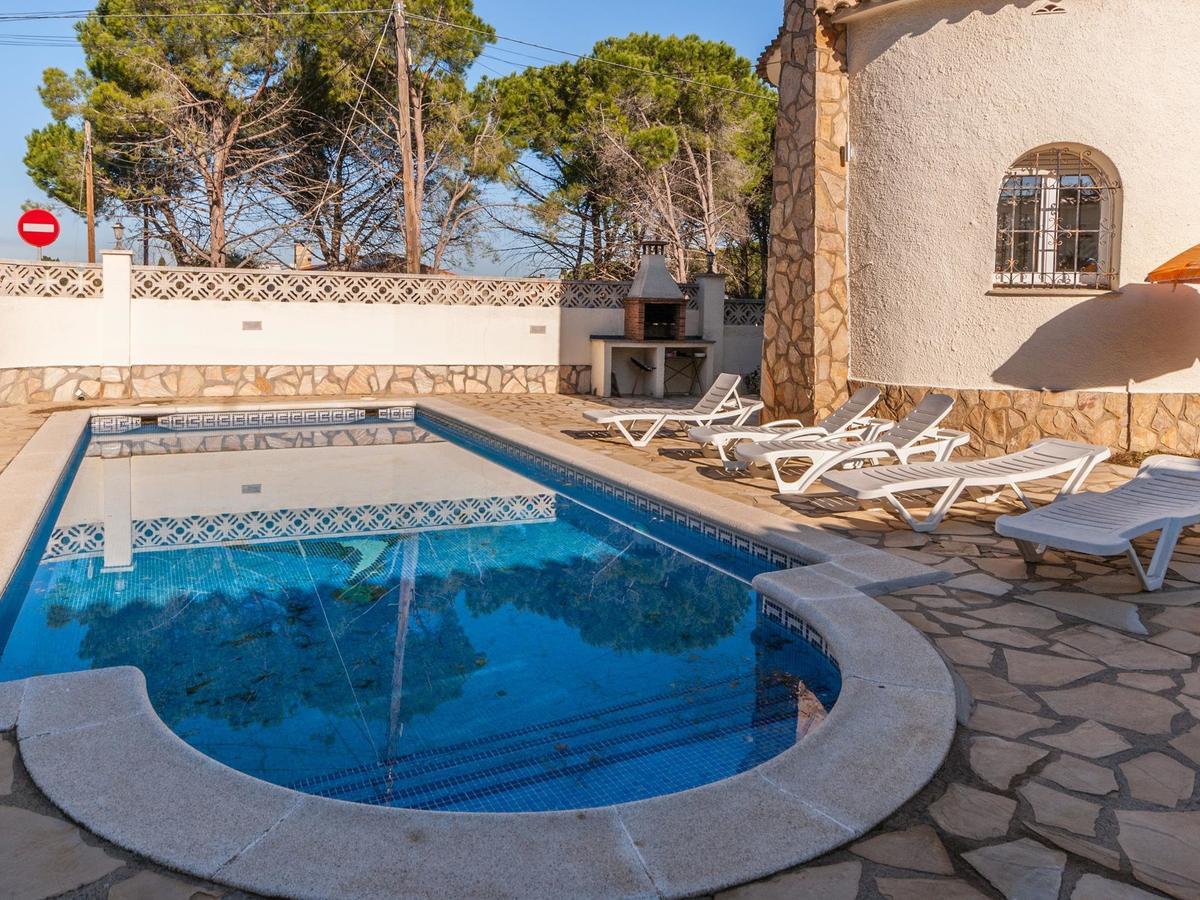 Fantastic With Private Pool In L Escala