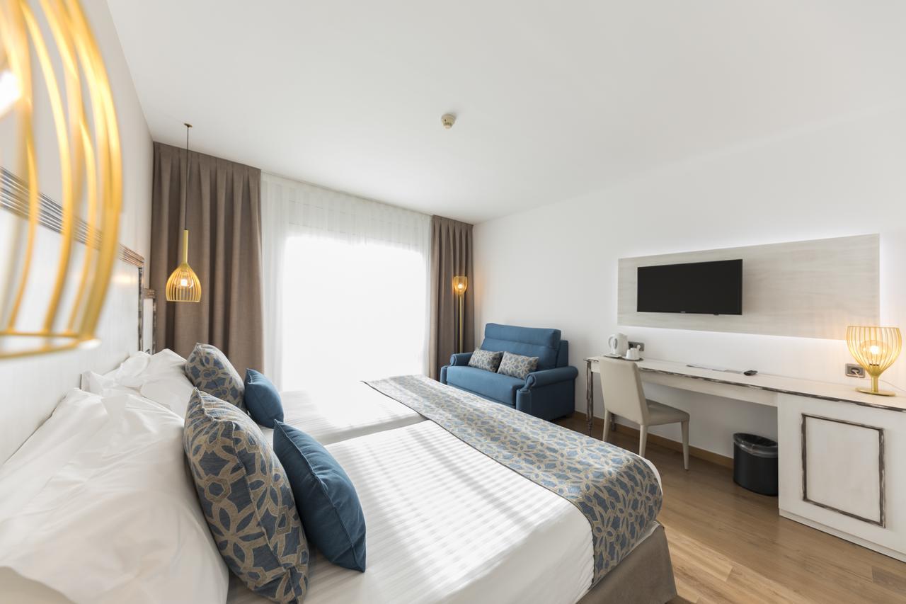 Hotel Park San Jorge & By Escampa 4*