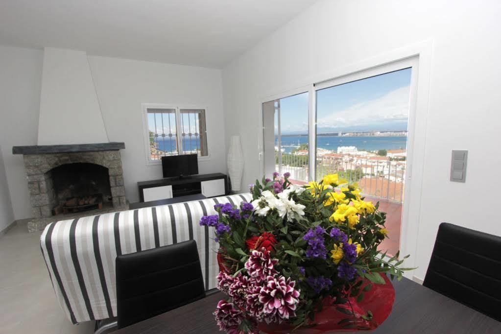 Inmosantos Casa Tordera Holiday home Roses