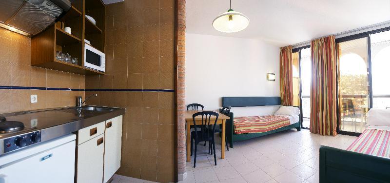Rosanna Apartment *