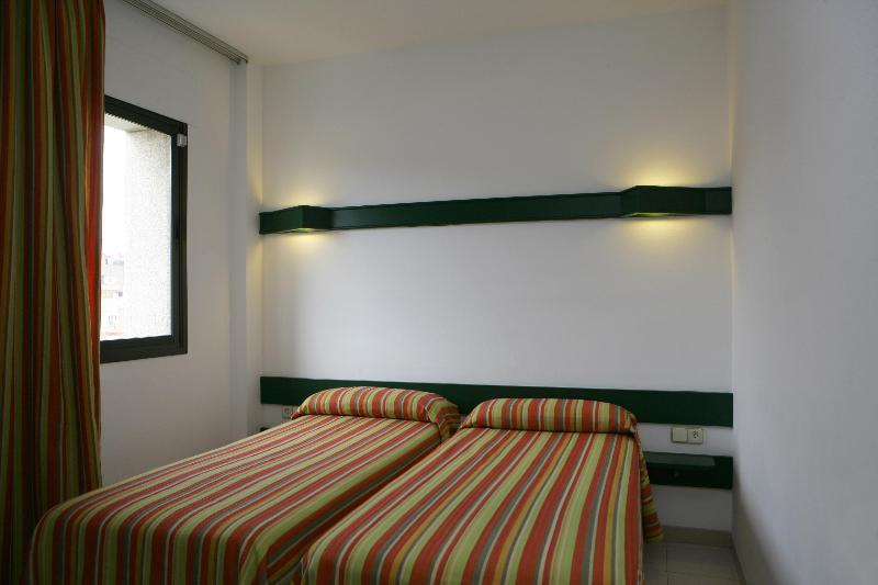 Rosanna Apartment