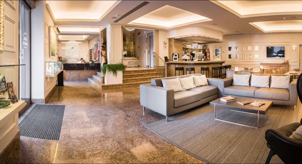 Hotel Pirineos By Pierre & 4*