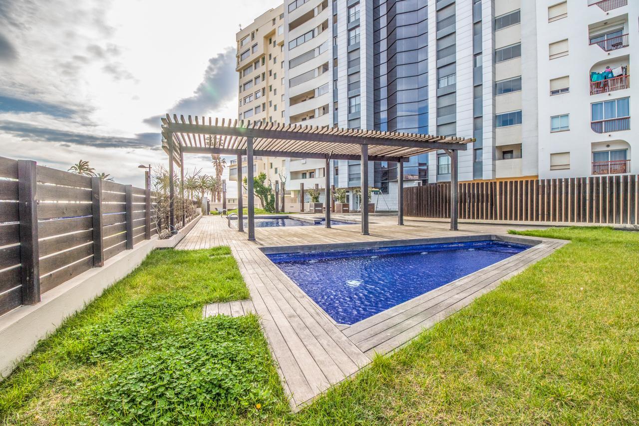 Apartamento Empurialola -precioso Apartamento Vistas Mar Y Piscina En Empuriabrava- 133